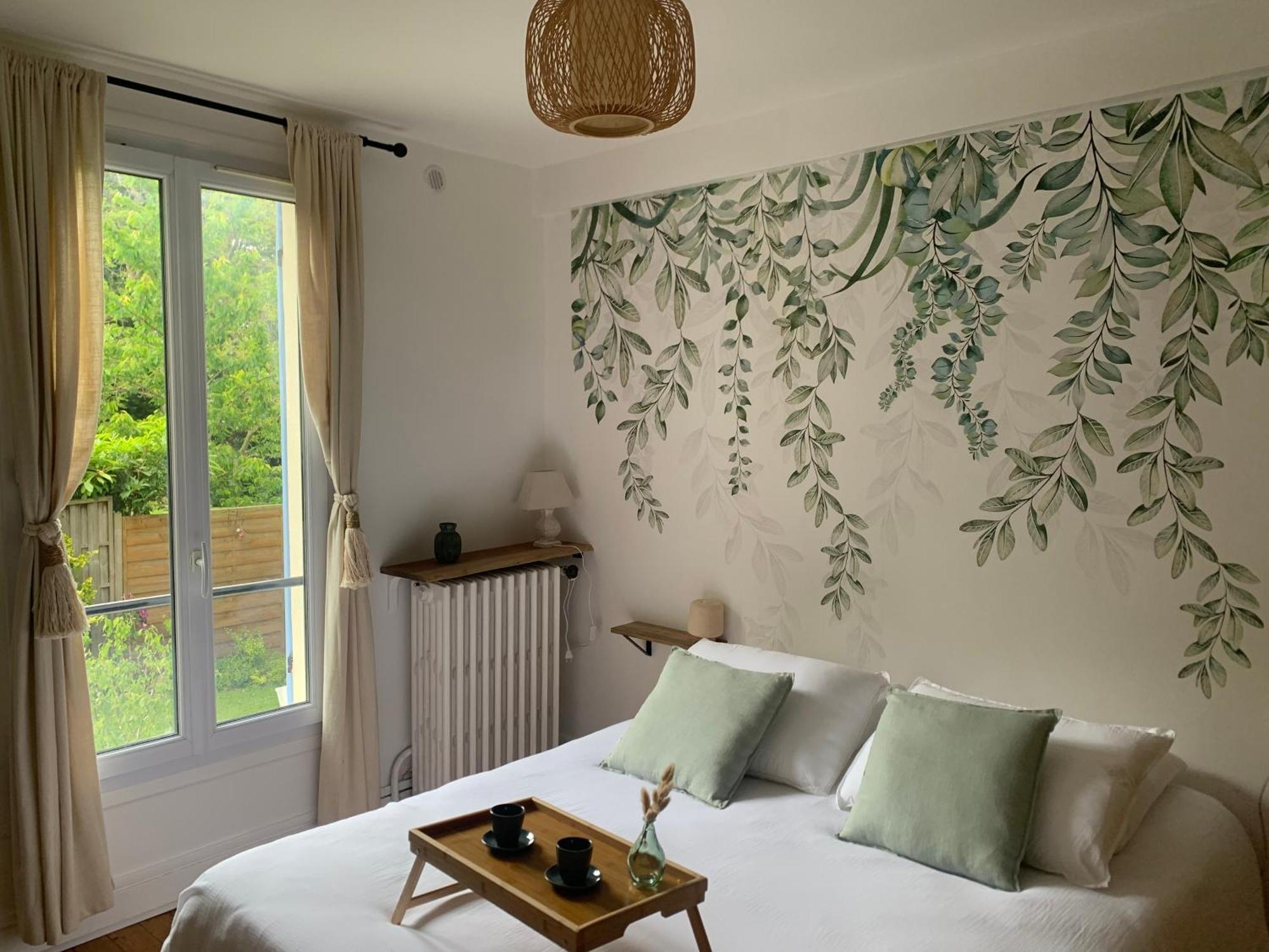 Les Volets Bleus Villa Parmain Bagian luar foto